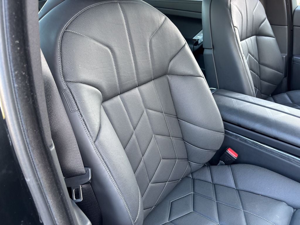 2023 BMW 7 Series 760i xDrive