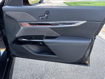 2023 BMW 7 Series 760i xDrive