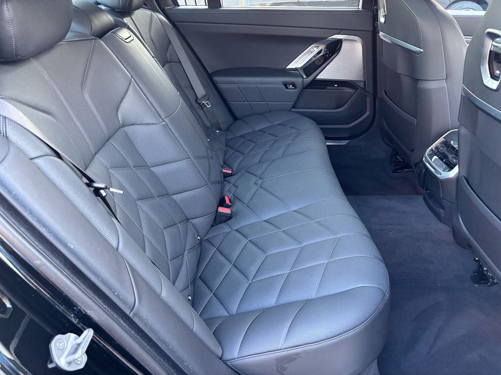 2023 BMW 7 Series 760i xDrive