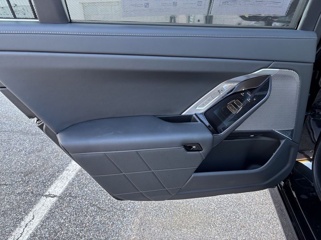 2023 BMW 7 Series 760i xDrive