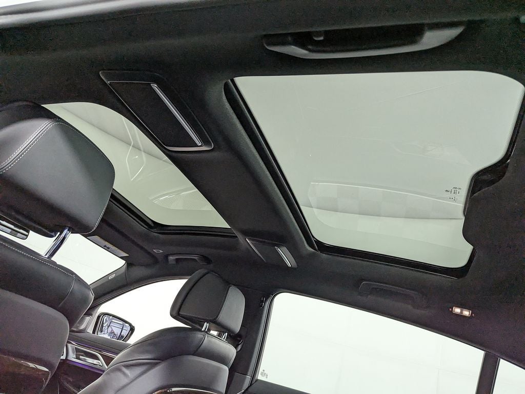 2022 BMW 7 Series 750i xDrive