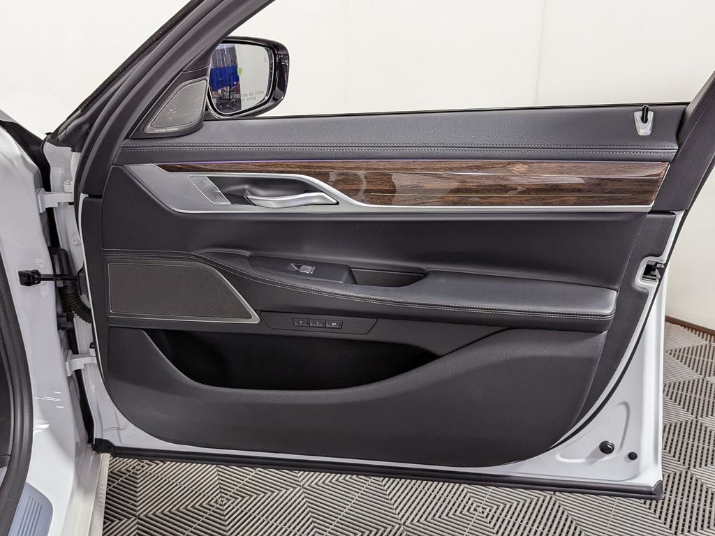2022 BMW 7 Series 750i xDrive