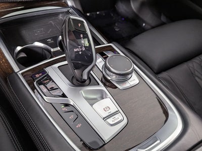 2022 BMW 7 Series 750i xDrive
