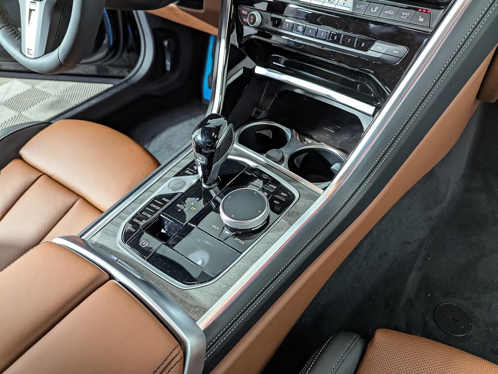 2026 BMW 8 Series 840i