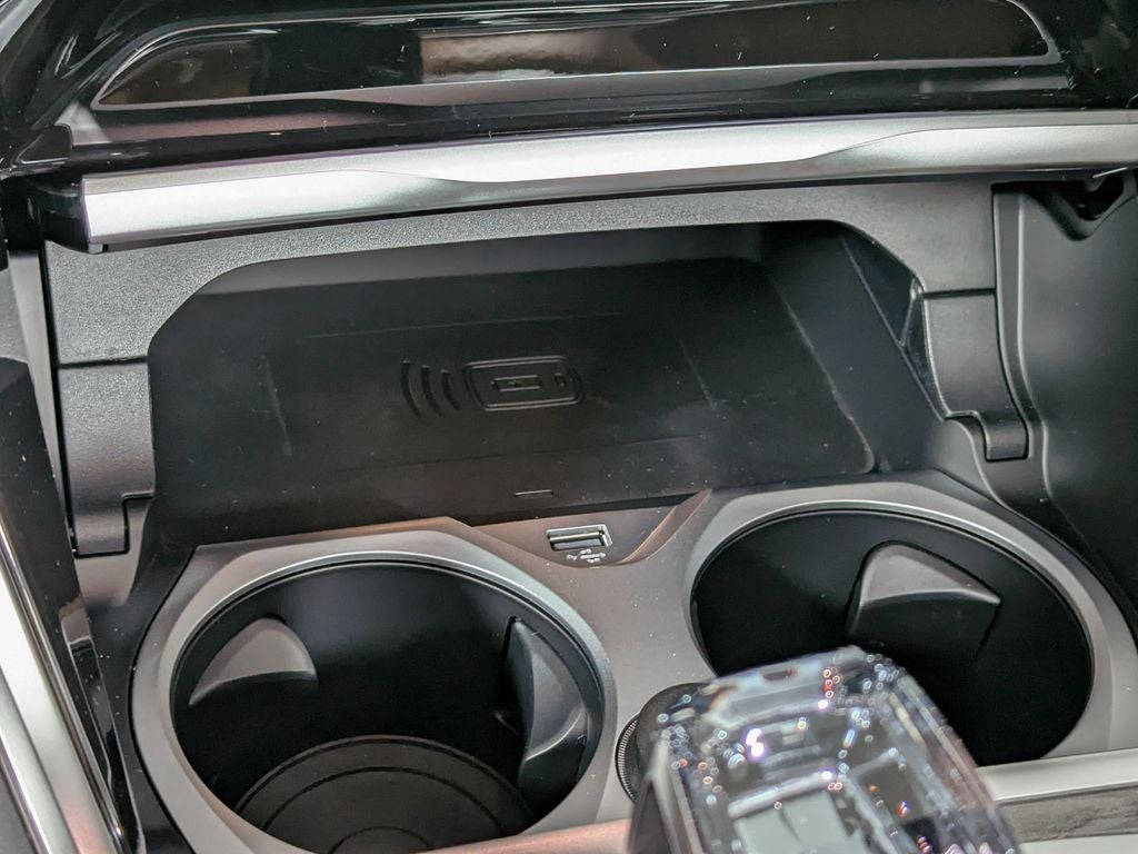 2026 BMW 8 Series 840i