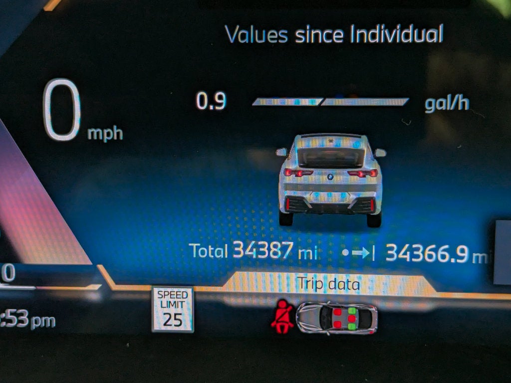 2025 BMW X2 xDrive28i