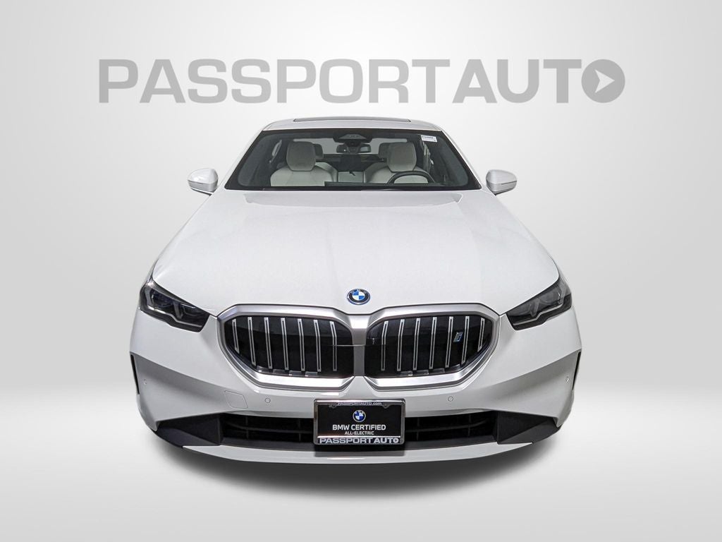 2025 BMW i5 xDrive40