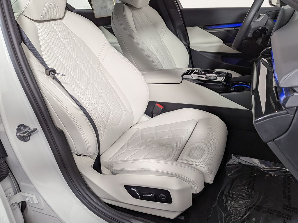 2025 BMW i5 xDrive40 xDrive40