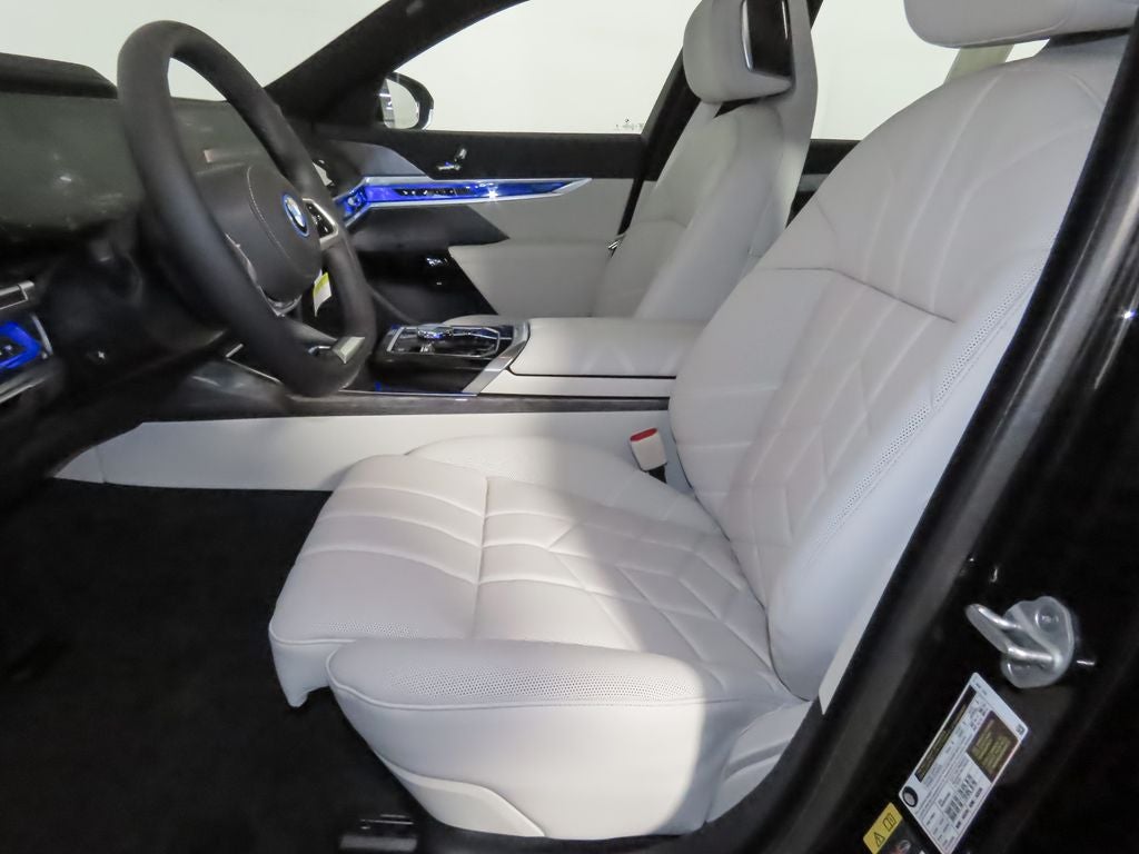 2025 BMW i7 eDrive50