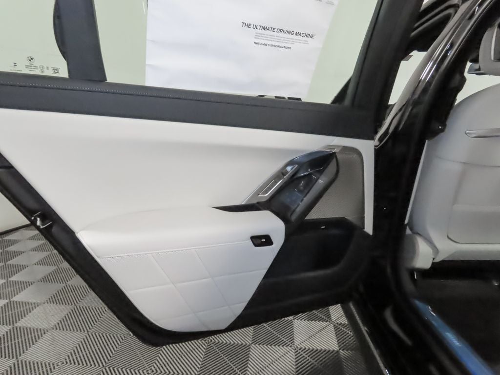 2025 BMW i7 eDrive50