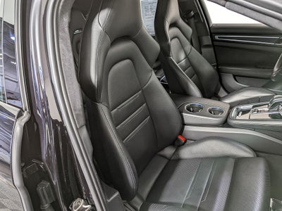 2021 Porsche Panamera GTS