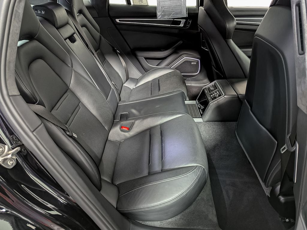 2021 Porsche Panamera GTS