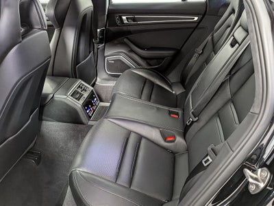 2021 Porsche Panamera GTS