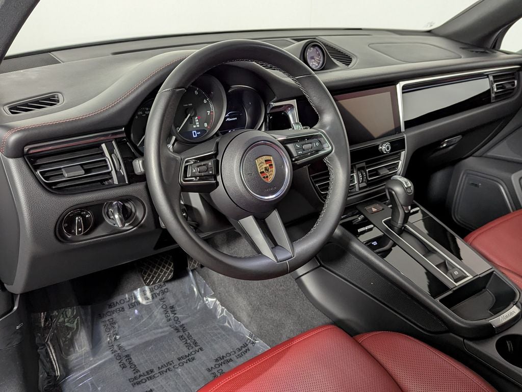 2024 Porsche Macan Base