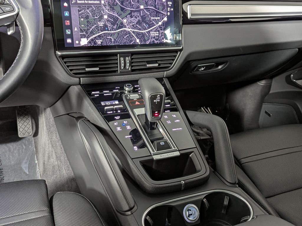 2022 Porsche Cayenne Platinum Edition