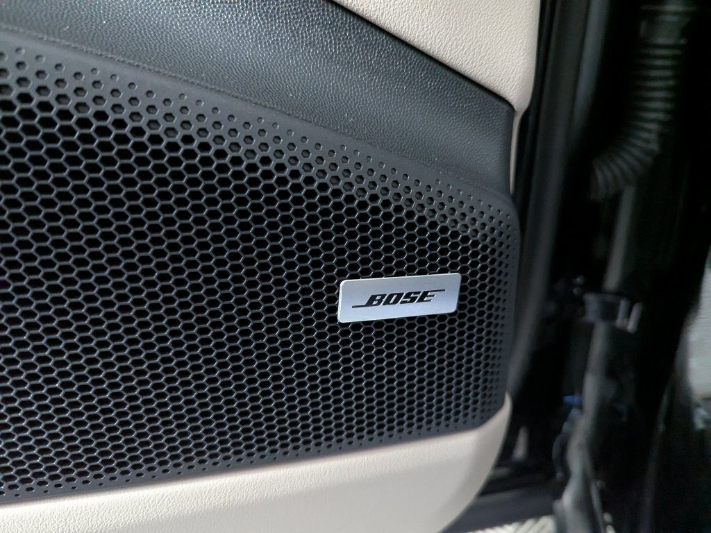 2025 Porsche Macan Electric 4