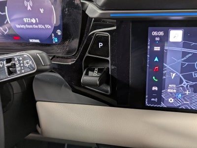 2025 Porsche Macan Electric 4