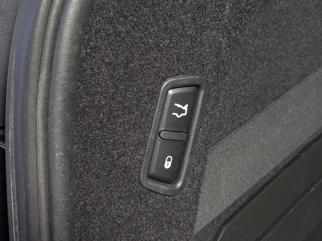 2017 Maserati Levante Base