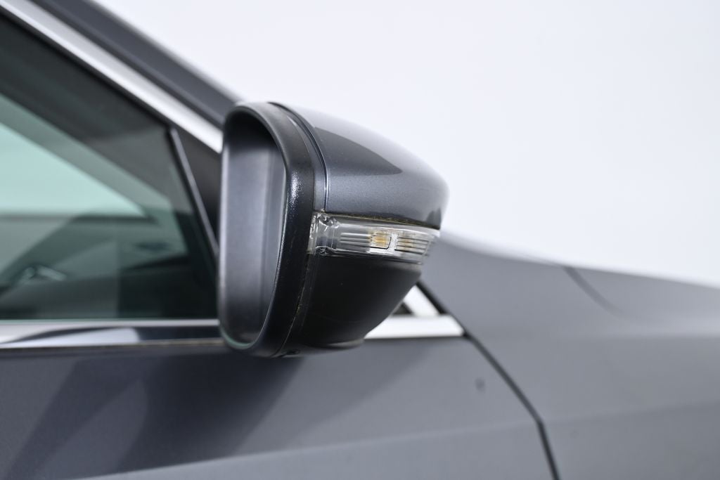 2017 Volkswagen Passat 1.8T SE