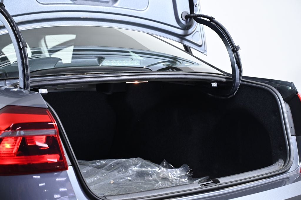 2017 Volkswagen Passat 1.8T SE