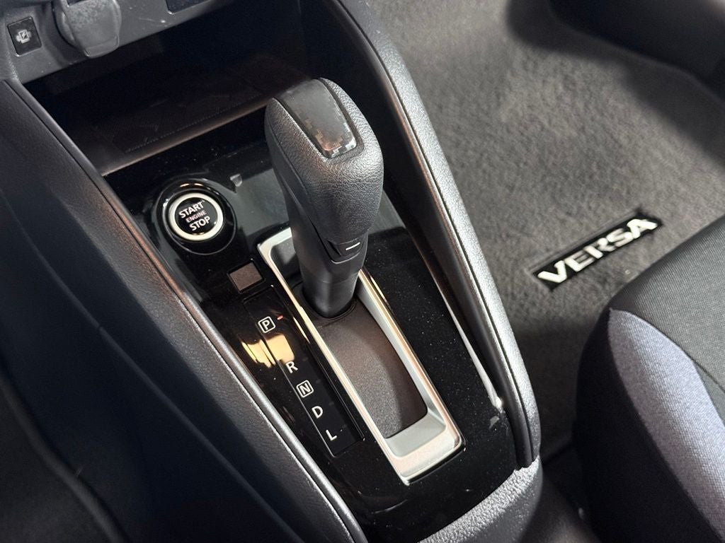 2024 Nissan Versa 1.6 SV