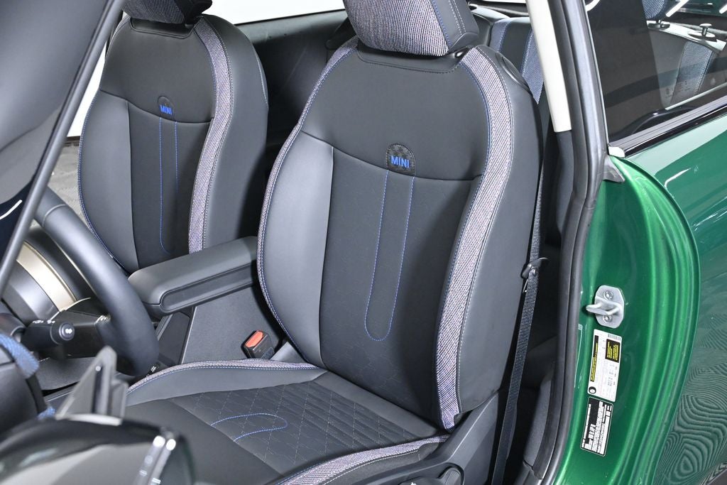 2025 MINI Cooper Cooper