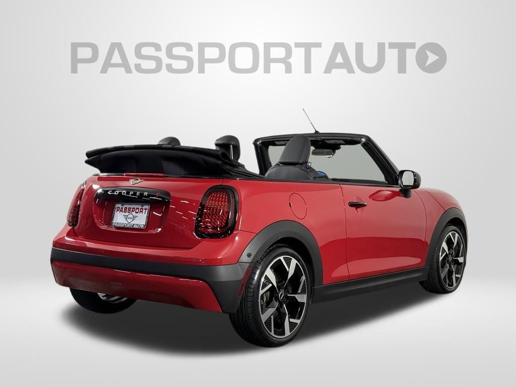 2025 MINI Cooper S Iconic