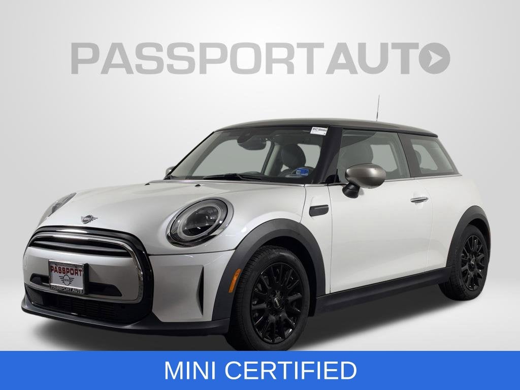 2024 MINI HARDTOP 2 DOOR Base