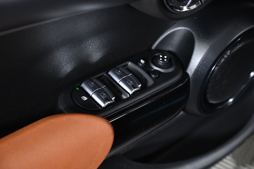 2024 MINI Cooper S Base