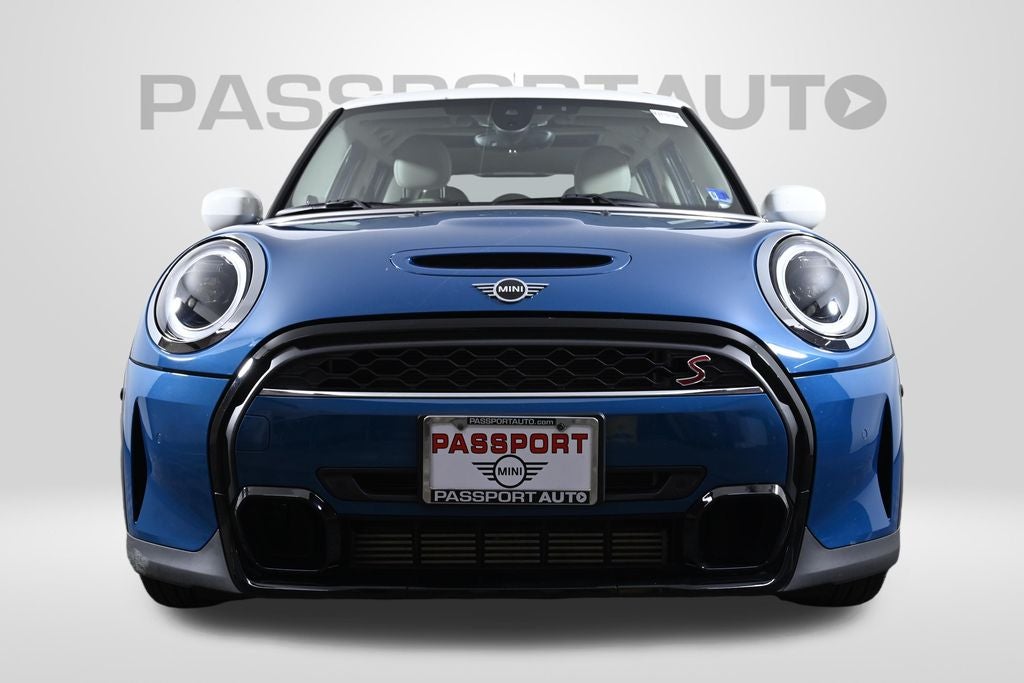 2023 MINI Cooper S Iconic