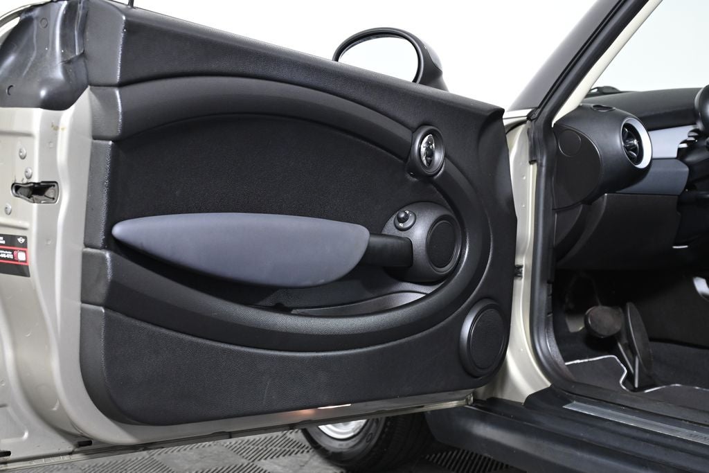 2011 MINI Cooper 2dr Cpe
