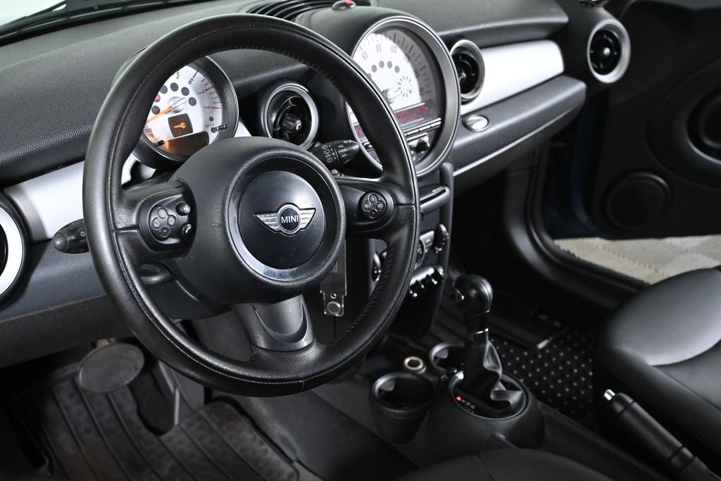 2011 MINI Hardtop 2 Door Cooper