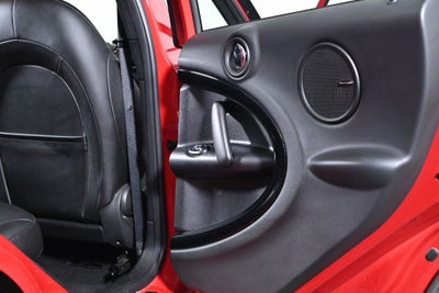 2016 MINI John Cooper Works Countryman Base