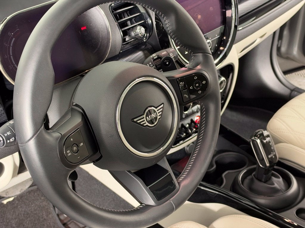 2024 MINI Cooper S Clubman Base