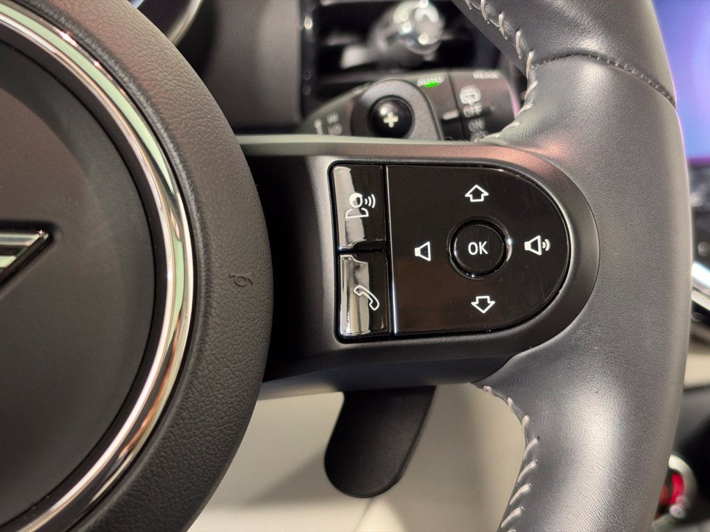2024 MINI Cooper S Clubman Base
