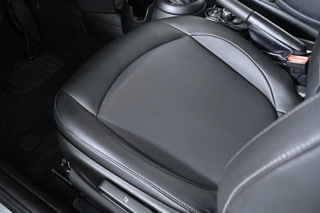 2020 MINI Cooper Base