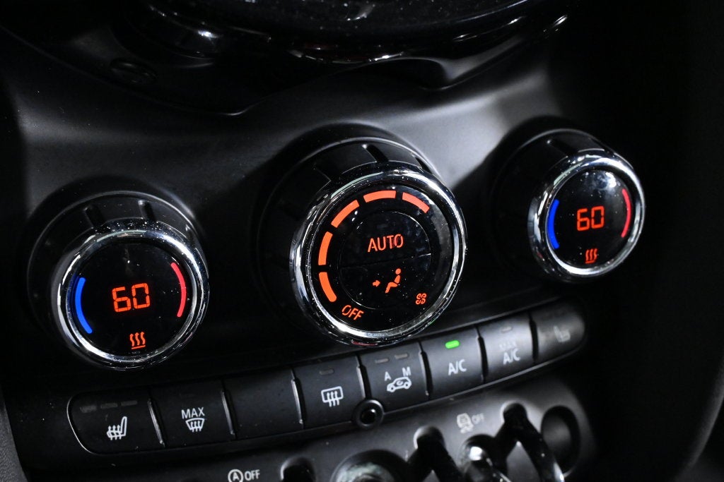 2017 MINI Cooper Base