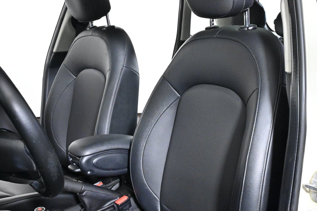 2017 MINI Cooper Base