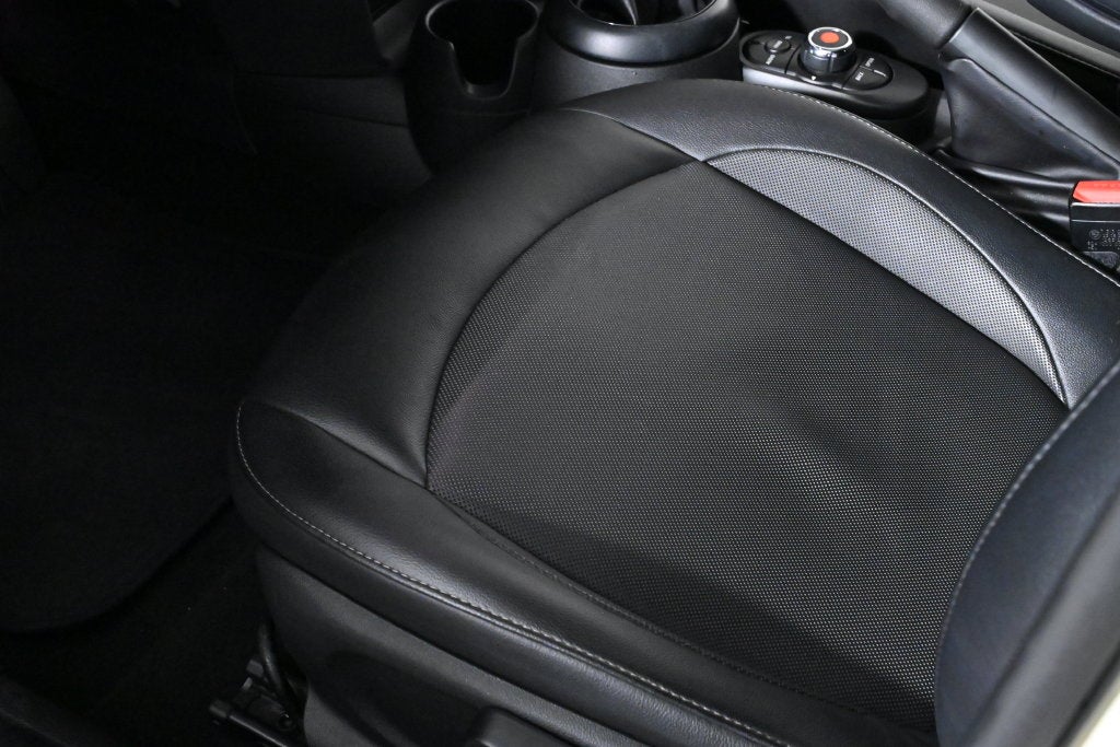 2017 MINI Cooper Base