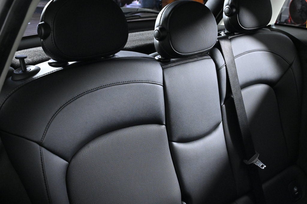 2017 MINI Cooper Base