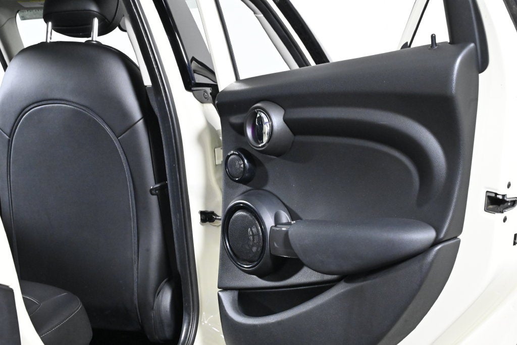 2017 MINI Cooper Base