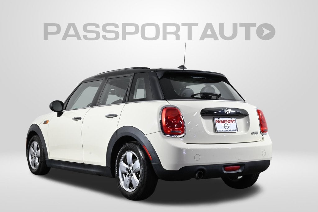 2017 MINI Cooper Base