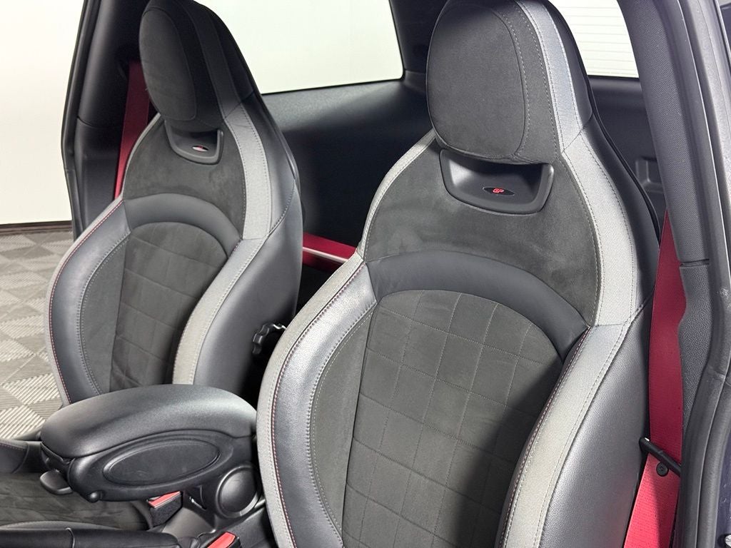2021 MINI John Cooper Works GP Base
