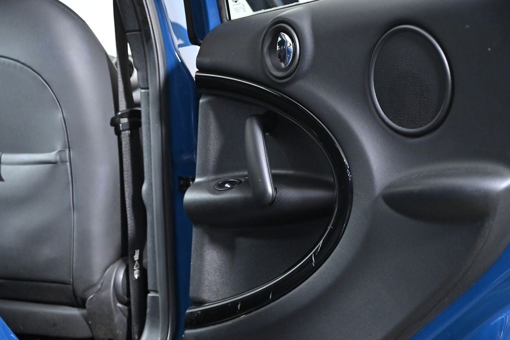 2011 MINI Cooper Countryman FWD 4dr