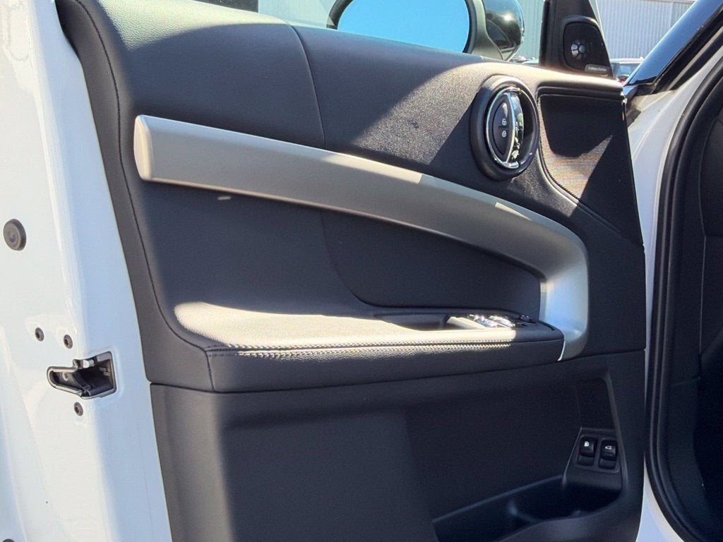 2023 MINI Cooper Countryman Base