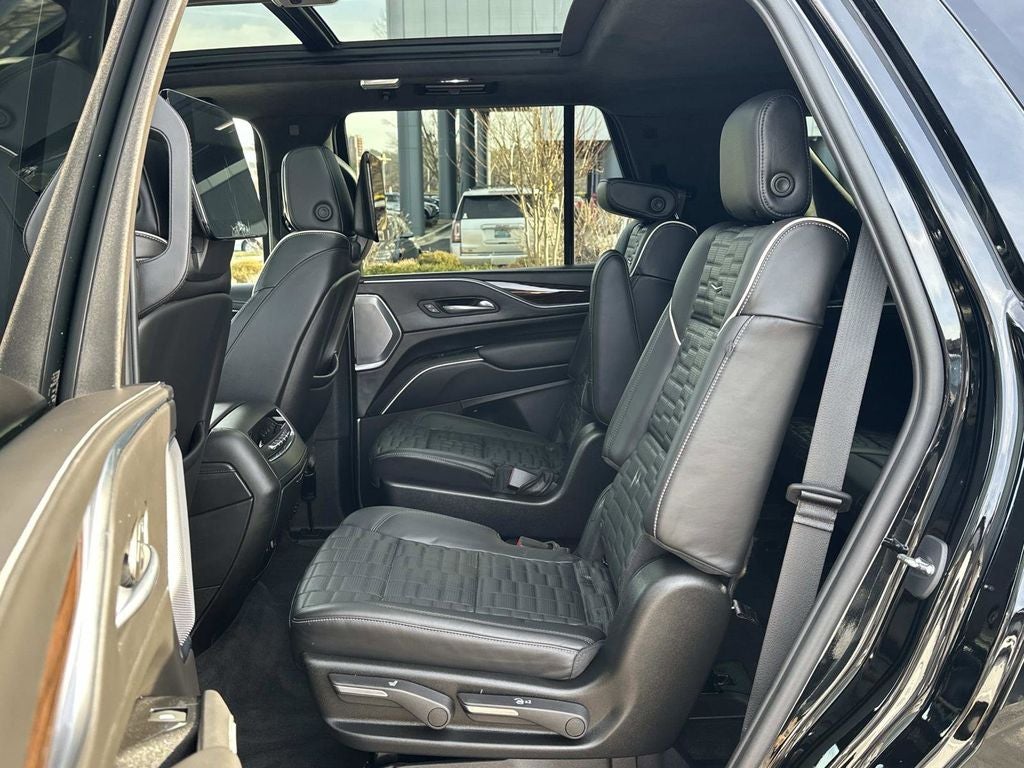 2023 Cadillac Escalade Sport Platinum