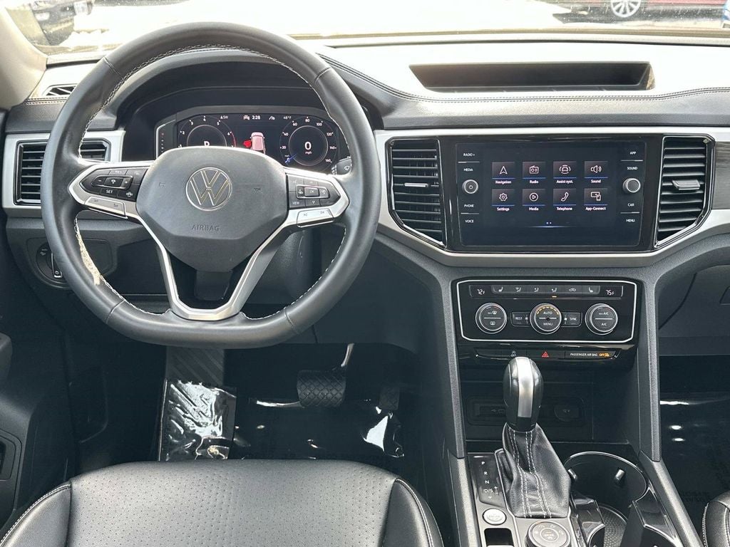 2022 Volkswagen Atlas 3.6L V6 SE w/Technology