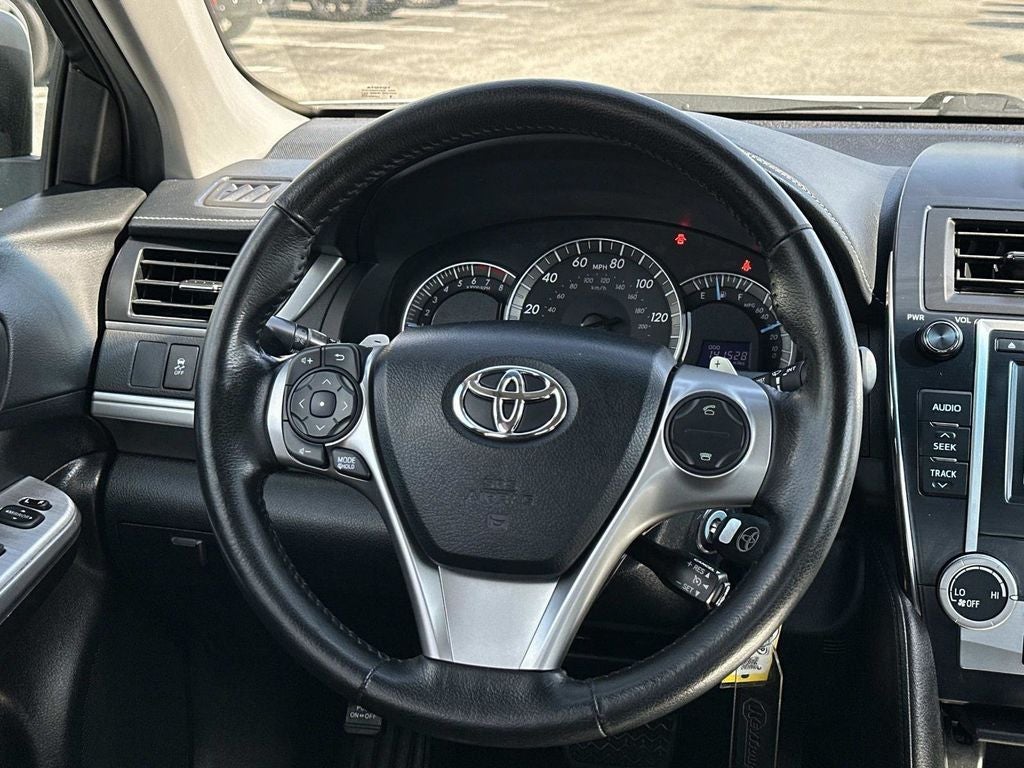 2013 Toyota Camry SE Sedan