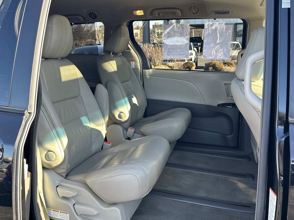 2015 Toyota Sienna Limited 7 Passenger