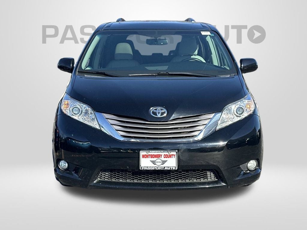 2016 Toyota Sienna XLE 7 Passenger